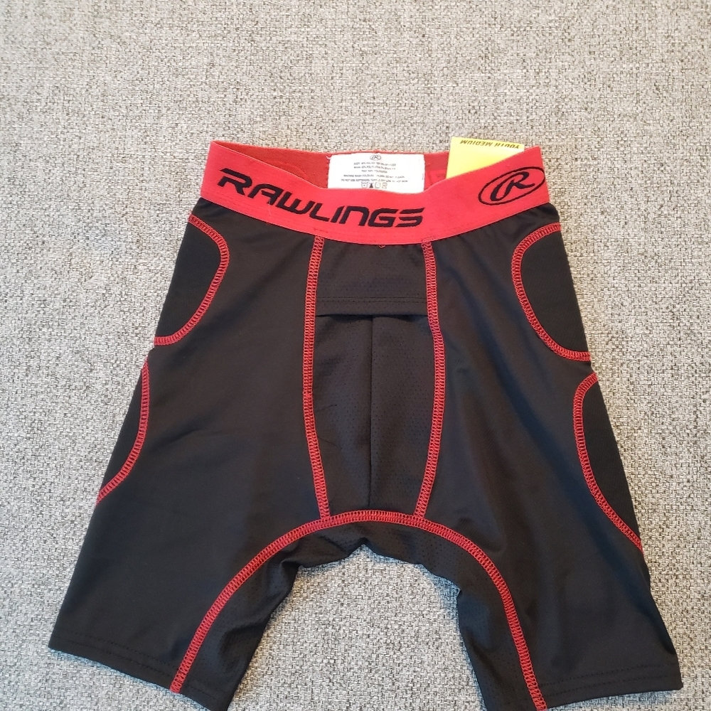 Rawlings Baseball Sliding Shorts  Youth Size Medium.NWT